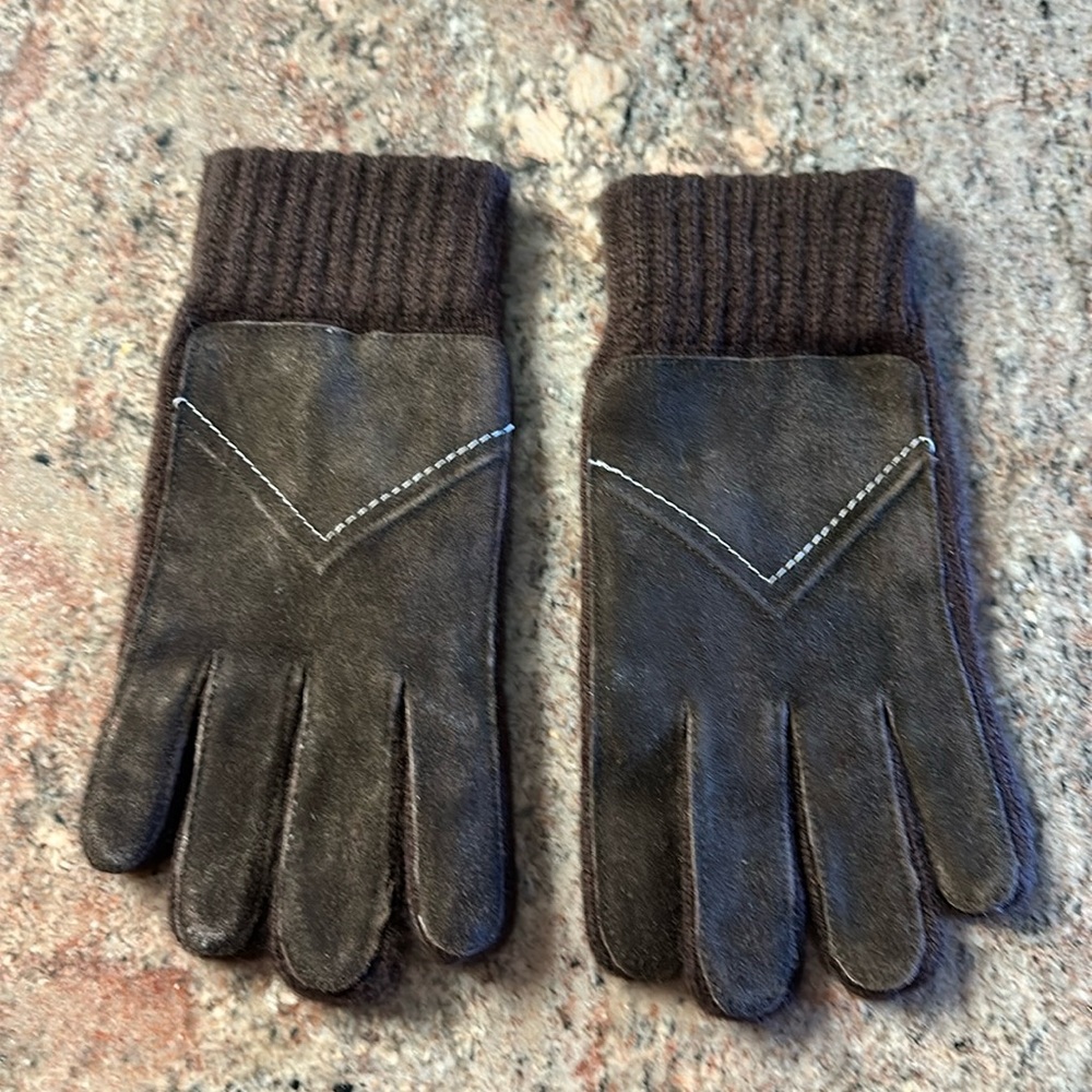 Men’s Brown Gloves